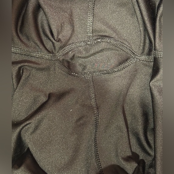 Black and Teal Leggings - Picture 5 of 5